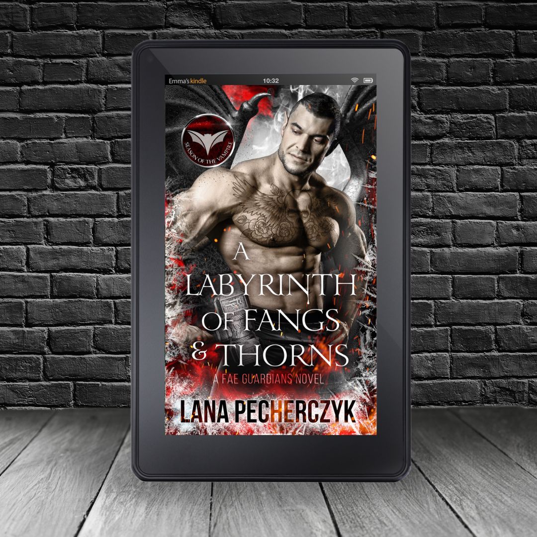 A Labyrinth of Fangs and Thorns (eBook)