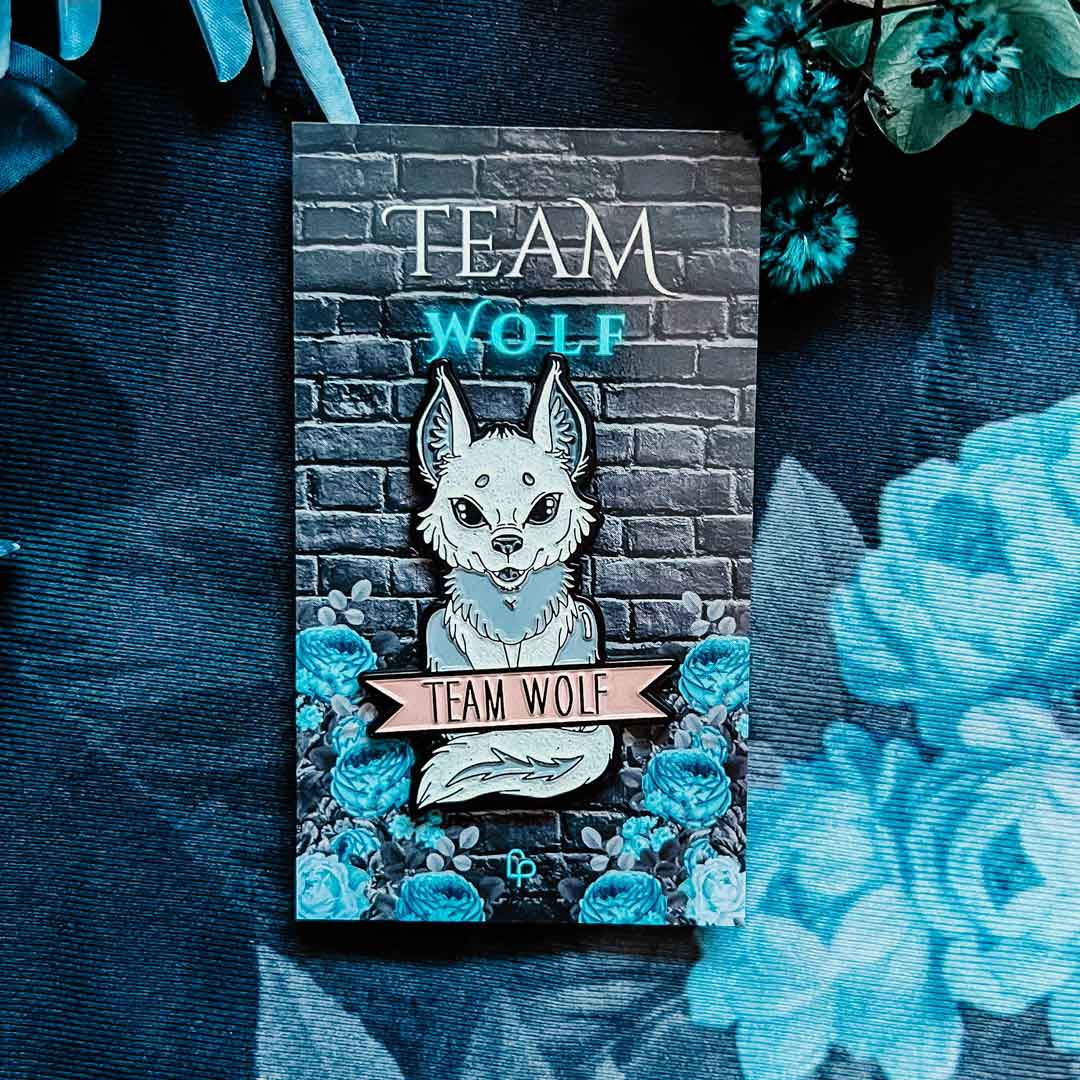 Lana Pecherczyk Romance Author Enamel Pins Wolf Cute Team Logo Fae Guardians Collectable Pin